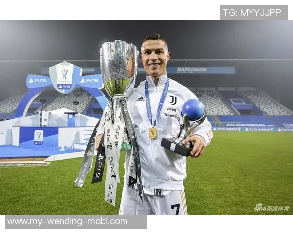 尤文图斯足球队服的历史演变与设计理念探讨